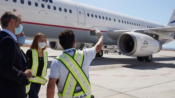 Σεμνά και ταπεινά στην πράξη από τον Μητσοτάκη (pics)