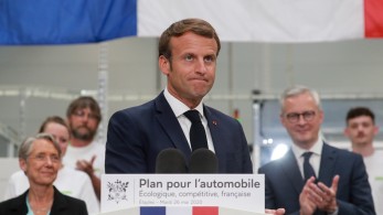 Δημοσίευμα άναψε «φωτιές» στον Μακρόν – Σκέφτεται παραίτηση;