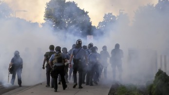 ΗΠΑ: Δύο μέλη του τηλεοπτικού συνεργείου του Reuters τραυματίες από πλαστικές σφαίρες