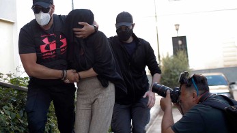 Τα λάθη που πρόδωσαν την 35χρονη – Βίντεο από το σημείο της επίθεσης με βιτριόλι