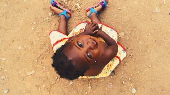 Η πανδημία πλήττει «σοβαρά» τα δικαιώματα των παιδιών διεθνώς