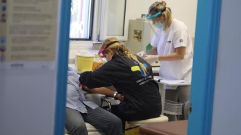 Ο ΕΟΔΥ δίπλα στους κατοίκους των ακριτικών νησιών, με εξετάσεις για COVID-19