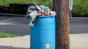 Η κυβέρνηση κάνει πράξη την ανακύκλωση – Κάδοι και μονάδες επεξεργασίας