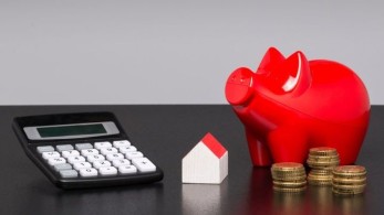 Επιδότηση δανείων: Δύσκολη εξίσωση τα κριτήρια και οι Θεσμοί