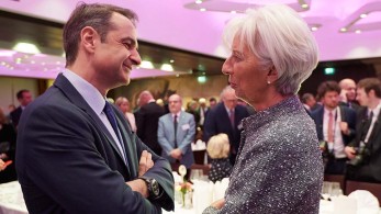 Σούπερ-μπαζούκα η Λαγκάρντ, κανόνια του Ναβαρόνε ο Μητσοτάκης