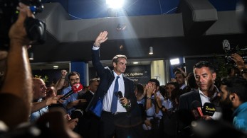 Τα γενέθλια της πολιτικής αλλαγής: Το hat-trick του Κυριάκου και το κέντρο