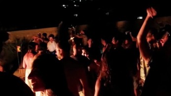 Πάρτι κατά… του κορωνοϊού στη Μύκονο – Επέμβαση της αστυνομίας