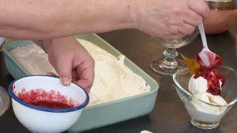 Εύκολο παγωτό από την Αργυρώ