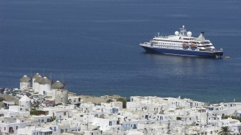 Τι προβλέπει το σχέδιο υποδοχής τουριστών στα νησιά