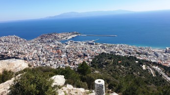 Καβάλα: Όταν κοιτάς την πόλη από τον… Σταυρό της