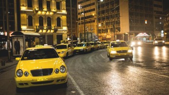 Οι νέες μειωμένες τιμές σε ταξί, ΜΜΜ και ΚΤΕΛ