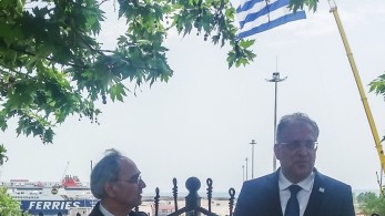 Με φόντο την εμβληματική ελληνική σημαία 600 μέτρων