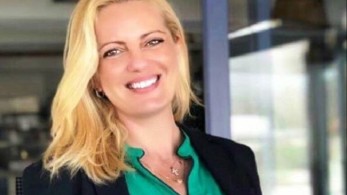 Σαρωνικός: Σεξιστική επίθεση Φιλίππου κατά της συζύγου του τ. δημάρχου Σωφρόνη!