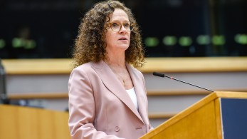 Μικρότητες από τη Σόφι ιν'τ Βελντ - Πανηγύρισε πιο πολύ από ΣΥΡΙΖΑ και ΠΑΣΟΚ την ήττα Μπακογιάννη Μικρότητες από τη Σόφι ιν'τ Βελντ - Πανηγύρισε πιο πολύ από ΣΥΡΙΖΑ και ΠΑΣΟΚ την ήττα Μπακογιάννη