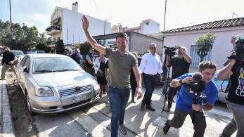 Ο στρατιώτης Στέφανος και ο παρατρεχάμενος ναύαρχος