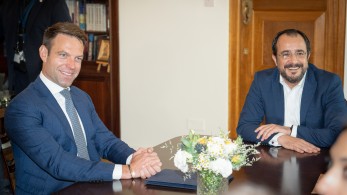 Στέφανος Κασσελάκης από Κύπρο: Επανεκκίνηση συζητήσεων για Κυπριακό