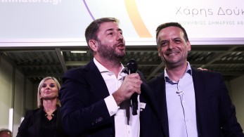 Ο Ανδρουλάκης άρχισε να φοβάται τον Δούκα