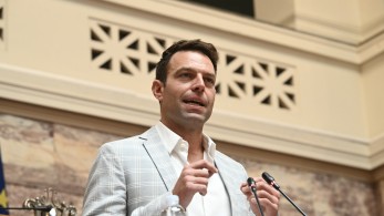 Ο Κασσελάκης ζητάει την απόλυση Αυτιά