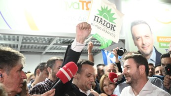 ΠΑΣΟΚ: τα μπέρδεψαν οι σύντροφοι