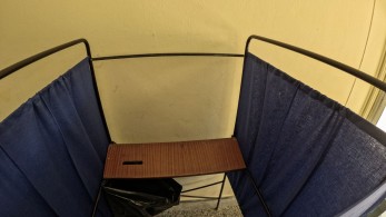 Η αποχή δείγμα ανευθυνότητας και απουσία παιδείας