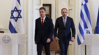 Ισραήλ: τηλεφωνική επικοινωνία Γεραπετρίτη-Κοέν - «Η Ελλάδα καταδικάζει κάθε τρομοκρατική δράση»