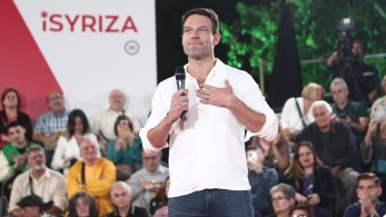 Απόλυτη άγνοια Κασσελάκη για την εξωτερική πολιτική - Η εξωφρενική ανάρτηση για τον Άγιο Πορφύριο