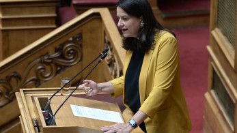 Κεραμέως για αντιπολίτευση: «Ήξεις αφήξεις» στο νομοσχέδιο για τις διοικήσεις στο Δημόσιο