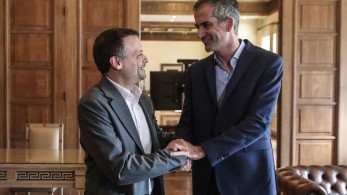 Με χαμόγελα η πρώτη συνάντηση Δούκα-Μπακογιάννη Με χαμόγελα η πρώτη συνάντηση Δούκα-Μπακογιάννη