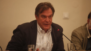 Αποχώρηση Χατζάρα από το ψηφοδέλτιο του Σγουρού μετά τον σάλο για τις αναρτήσεις του