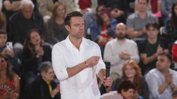 Στέφανος Κασσελάκης εναντίον Εφημερίδας των Συντακτών: «Είμαστε σοβαροί πλέον;»