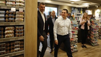 Κώστας Σκρέκας: Επόμενος στόχος τα 1.000 προϊόντα με μείωση τιμής