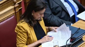 Στη Βουλή το νομοσχέδιο για το νέο σύστημα επιλογής διοικήσεων στο Δημόσιο - Tι προβλέπει