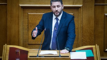 Νίκος Ανδρουλάκης: ένας ήρωας με παντόφλες
