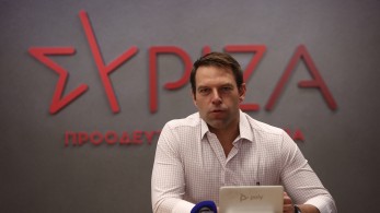 Εκτροχιάστηκε ο Κασσελάκης και ζητεί την αποπομπή του Άδωνι