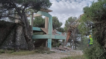 ΥΠΕΝ: από την Αττική ξεκινά το μεγάλο πρόγραμμα κατεδάφισης αυθαιρέτων