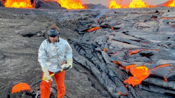 Ισλανδία:  κίνδυνος ηφαιστειακής έκρηξης στη χερσόνησο Ρέικιανες- απομακρύνθηκαν 3.000 κάτοικοι