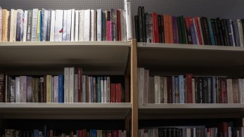 ΔΥΠΑ: ξεκινούν την Τετάρτη οι αιτήσεις για τα vouchers βιβλίων - 150.000 επιταγές