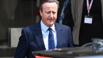 Μεγάλη Βρετανία: αναπάντεχη επιστροφή Κάμερον στην πολιτική - Διορίστηκε ΥΠΕΞ στην κυβέρνηση Σούνακ