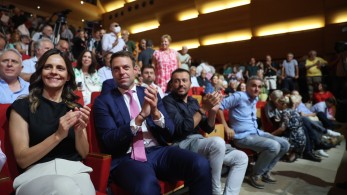 Ποιος θα υιοθετήσει τα «ορφανά» του ΣΥΡΙΖΑ...