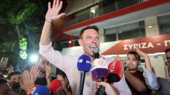 Ο ΣΥΡΙΖΑ, η σκιά και το… μπόι Ο ΣΥΡΙΖΑ, η σκιά και το… μπόι