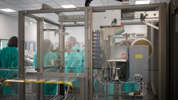 Μεγάλες επενδύσεις από διεθνείς και ελληνικούς επιχειρηματικούς ομίλους - Πού δημιουργούνται νέες θέσεις εργασίας