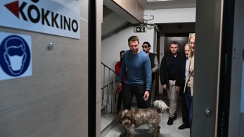 Μεγαλοπρεπές άδειασμα Κασσελάκη σε Τσίπρα για... Βαρουφάκη και πρόγραμμα ΣΥΡΙΖΑ