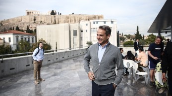 Μεσολόγγι: τηλεφώνημα Μητσοτάκη στην αγρότισσα που δώρισε ασθενοφόρο στο νοσοκομείο