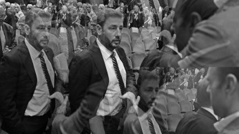 Τα... καρβέλια του Ανδρουλάκη κι ο... χορηγός Κασσελάκης