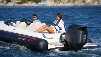 Η SUZUKI MARINE στο Διεθνές Ναυτικό Σαλόνι Αθηνών