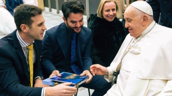 Laguna Coast Foundation: ιστορική συνάντηση με τον Πάπα Φραγκίσκο