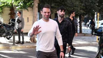 Μαξιλάρια και ριχτάρια ροζ αποχρώσεων