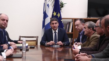 Λευτέρης Αυγενάκης: Έρχονται δύο νέα προγράμματα για τη στήριξη πλημμυροπαθών αγροτών της Θεσσαλίας