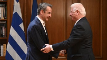 Συνάντηση Μητσοτάκη με τον νεοεκλεγέντα Περιφερειάρχη Ιονίων Νήσων - Τι συζήτησαν