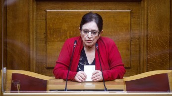 Η Αλέκα (Παπαρήγα), ο Κασσελάκης και το... δαχτυλίδι